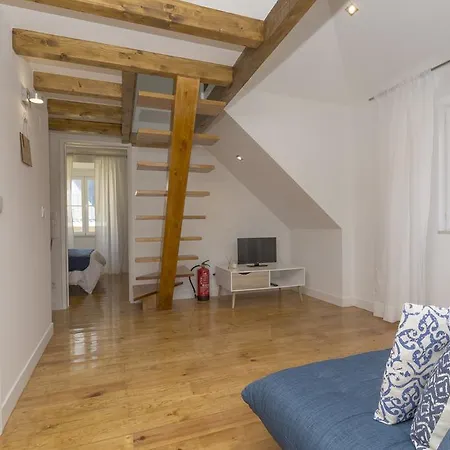 Home Sweet Apartments-3
